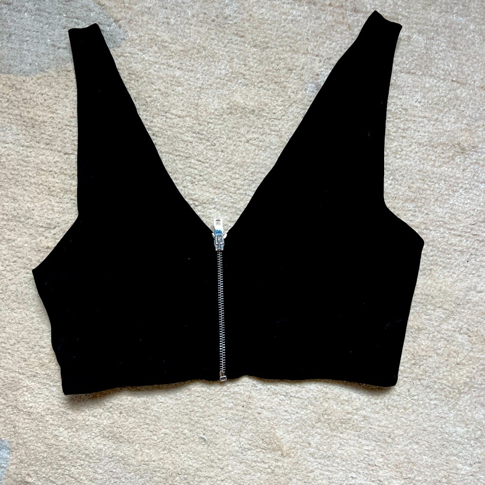 Zara v neck sleeveless crop top with back zipper